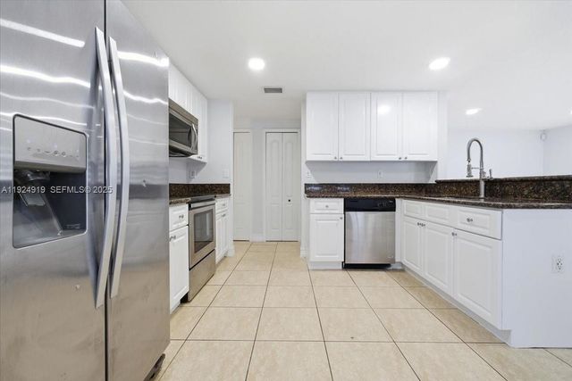 16310 NW 84th Ct, Miami Lakes, FL 33016