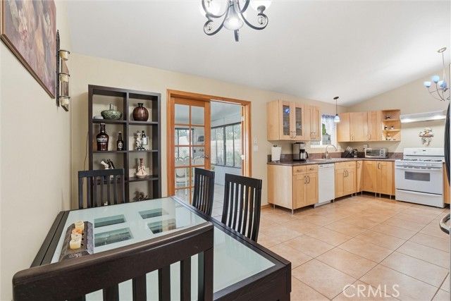 16425 Napa, North Hills (los Angeles), CA 91343