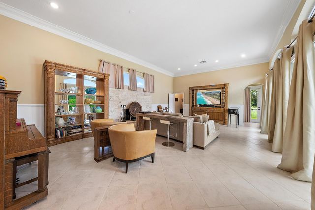 8905 Marlamoor Lane, West Palm Beach, FL 33412