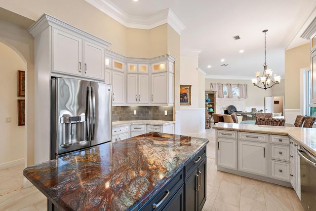 8905 Marlamoor Lane, West Palm Beach, FL 33412