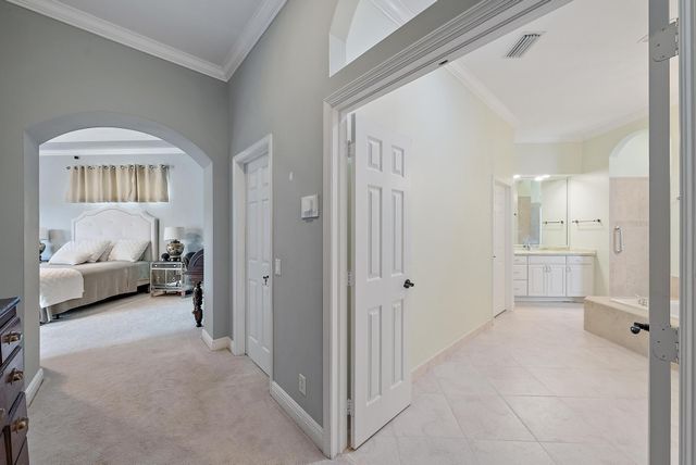 8905 Marlamoor Lane, West Palm Beach, FL 33412