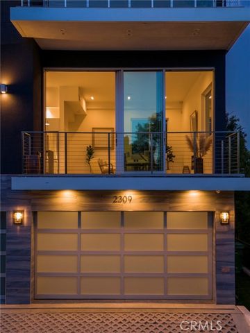 2309 Cove Avenue, Los Angeles, CA 90039