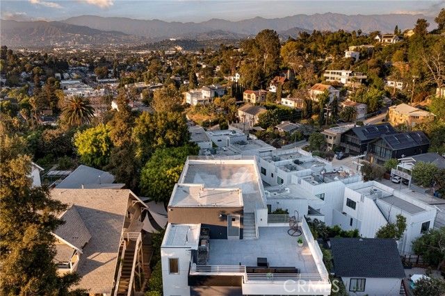 2309 Cove Avenue, Los Angeles, CA 90039