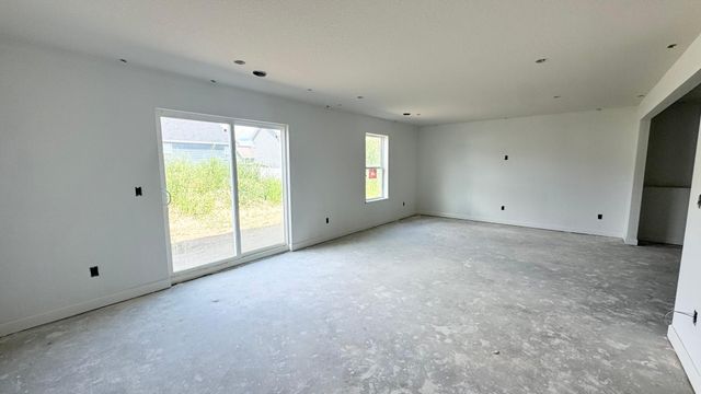 1907 Dogwood Court, Carver, MN 55315