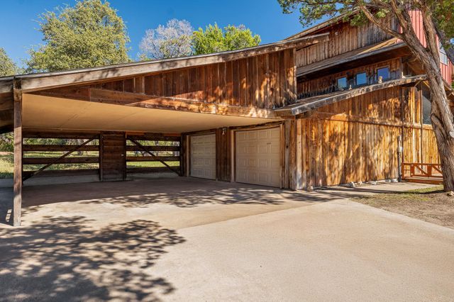 302 Venture BLVD S, Lago Vista, TX 78645