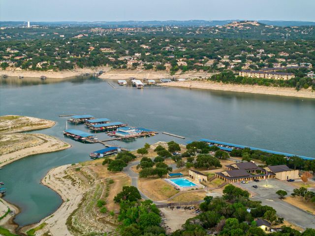 302 Venture BLVD S, Lago Vista, TX 78645