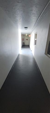 9421 SW Evergreen Place 102, Davie, FL 33324