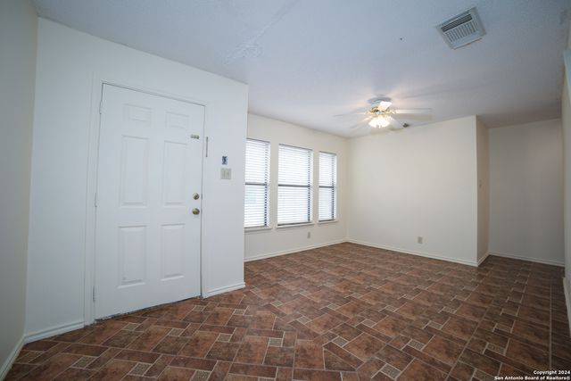 13506 Magnolia Brk, San Antonio, TX 78247