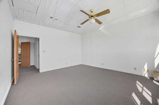 101 East ST, Hutto, TX 78634