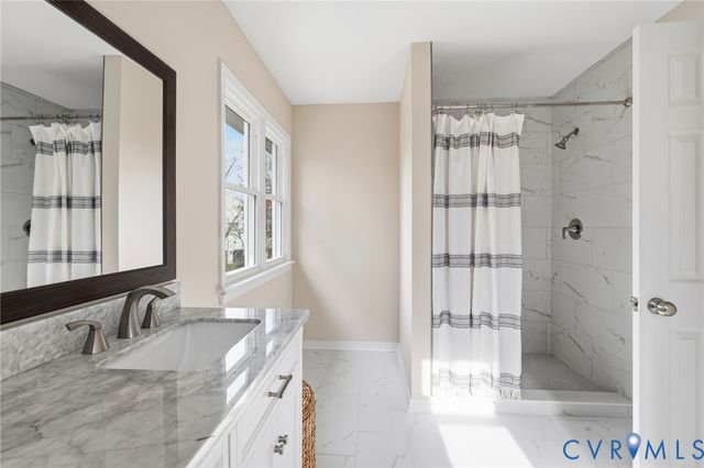 12337 Collinstone Pl, Glen Allen, VA 23059