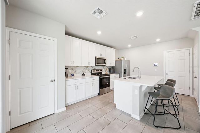 360 WHISTLING DUCK TRAIL, St Cloud, FL 34771
