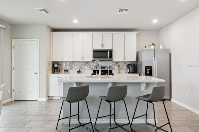 360 WHISTLING DUCK TRAIL, St Cloud, FL 34771