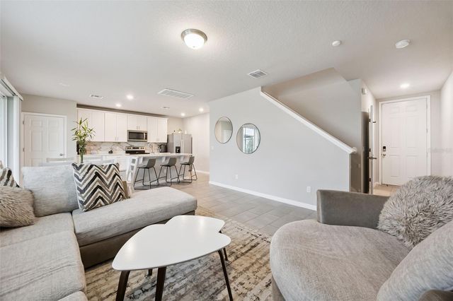 360 WHISTLING DUCK TRAIL, St Cloud, FL 34771