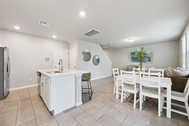 360 WHISTLING DUCK TRAIL, St Cloud, FL 34771