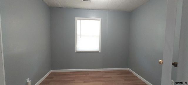 1314 Lindwood Drive, Carter Lake, IA 51510