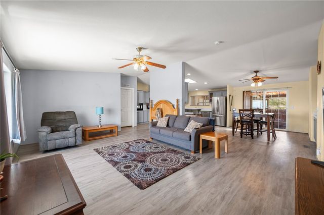 2129 S Don Luis Road, Golden Valley, AZ 86413