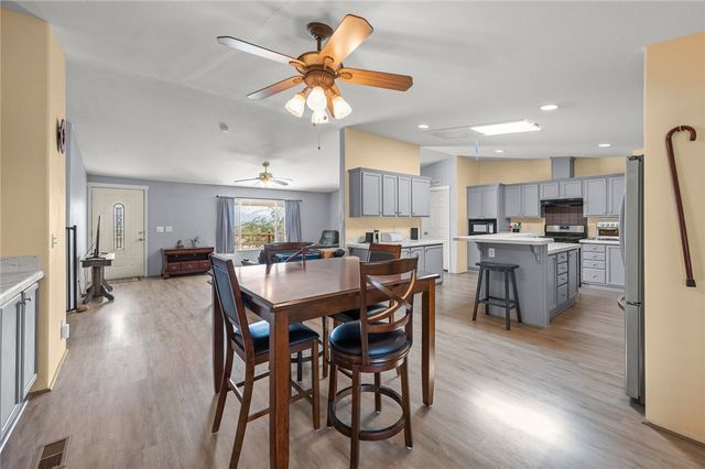 2129 S Don Luis Road, Golden Valley, AZ 86413