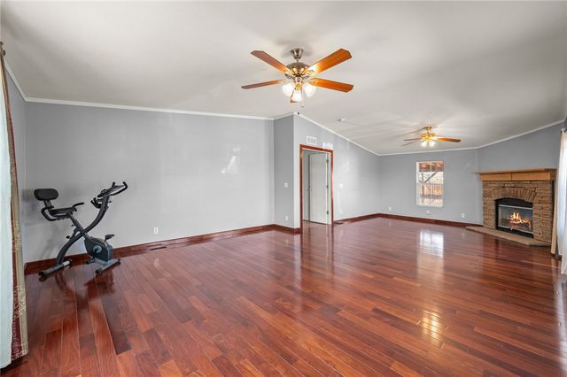 2129 S Don Luis Road, Golden Valley, AZ 86413