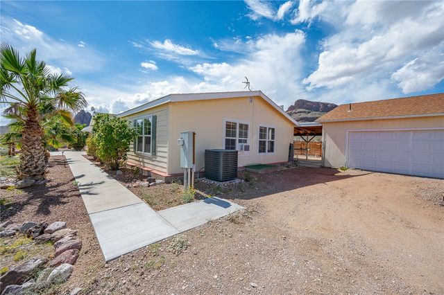 2129 S Don Luis Road, Golden Valley, AZ 86413
