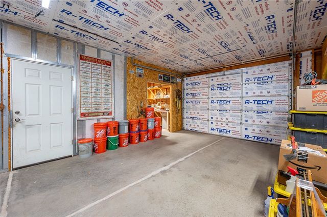 2129 S Don Luis Road, Golden Valley, AZ 86413