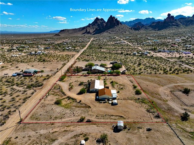 2129 S Don Luis Road, Golden Valley, AZ 86413