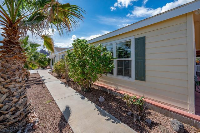 2129 S Don Luis Road, Golden Valley, AZ 86413