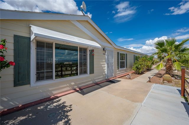 2129 S Don Luis Road, Golden Valley, AZ 86413