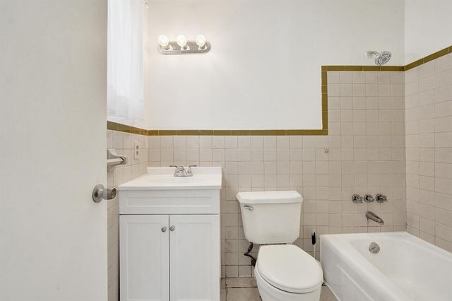 5830 Garfield Street, Hollywood, FL 33021