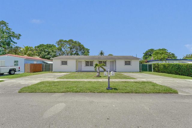 5830 Garfield Street, Hollywood, FL 33021