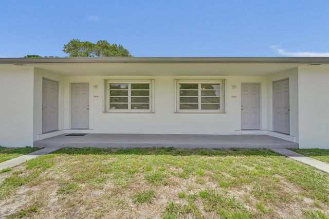 5830 Garfield Street, Hollywood, FL 33021