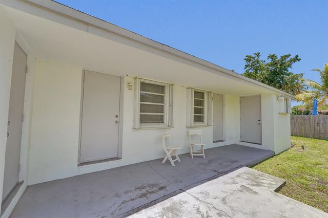 5830 Garfield Street, Hollywood, FL 33021