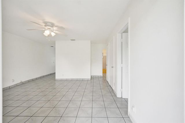 5830 Garfield Street, Hollywood, FL 33021