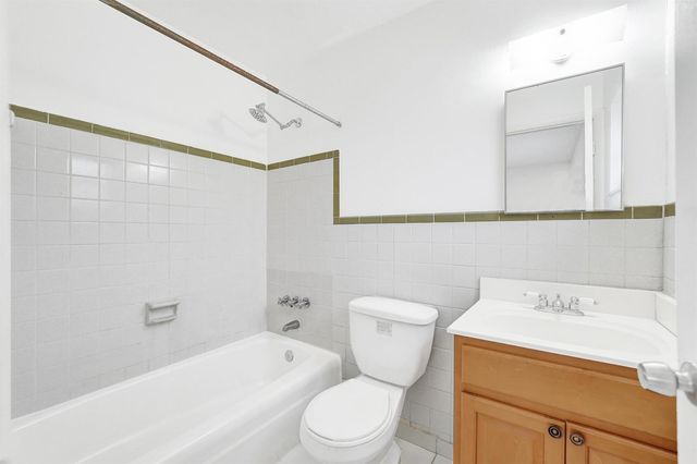 5830 Garfield Street, Hollywood, FL 33021