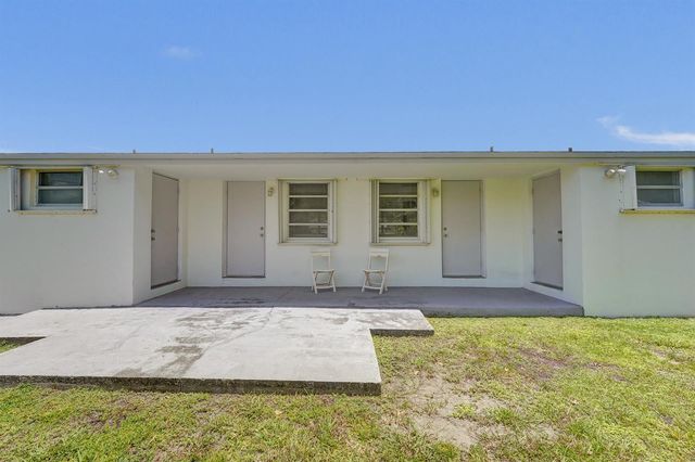 5830 Garfield Street, Hollywood, FL 33021