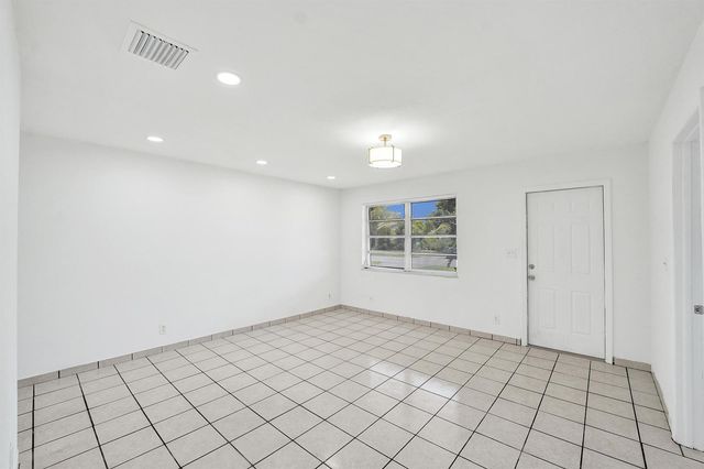 5830 Garfield Street, Hollywood, FL 33021