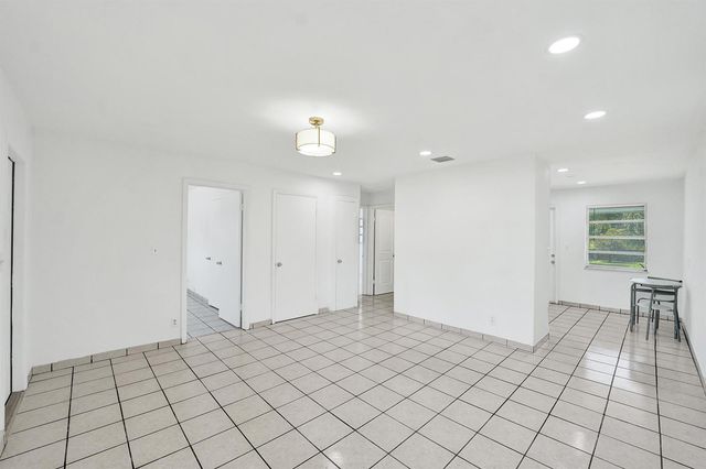 5830 Garfield Street, Hollywood, FL 33021