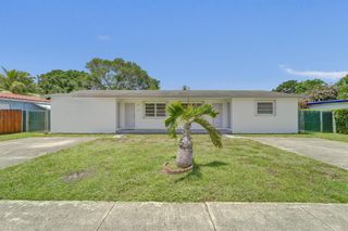 5830 Garfield Street, Hollywood, FL 33021