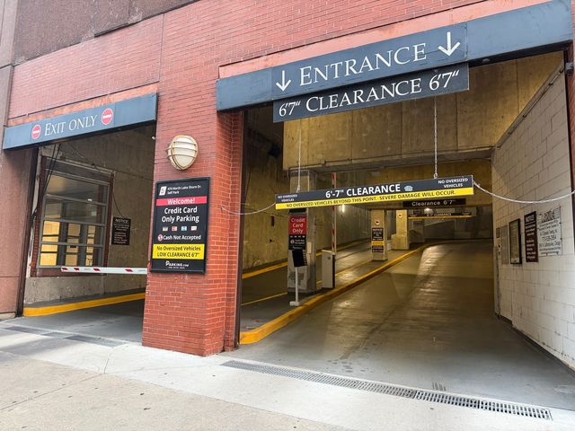 474 N Lake Shore Drive P-27, Chicago, IL 60611