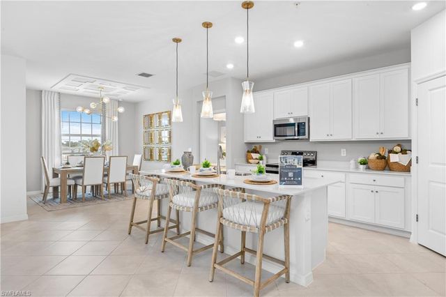 20570 Hazelnut CT S 1723, Lehigh Acres, FL 33936