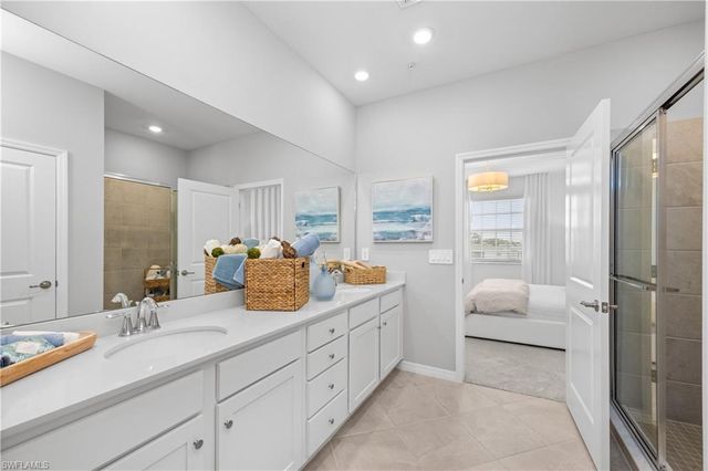 20570 Hazelnut CT S 1723, Lehigh Acres, FL 33936