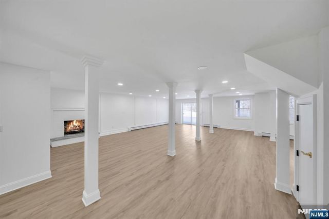 853 Shadow Ridge Road, Franklin Lakes, NJ 07417