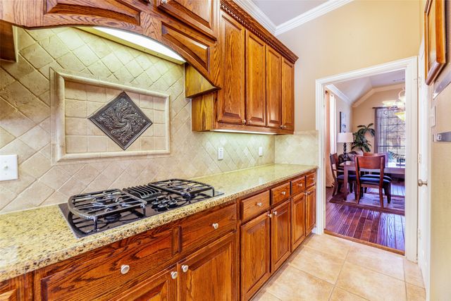 920 Fannin Drive, Lantana, TX 76226