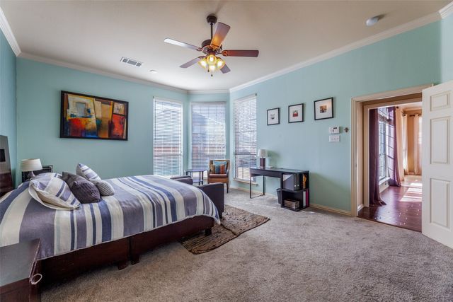 920 Fannin Drive, Lantana, TX 76226