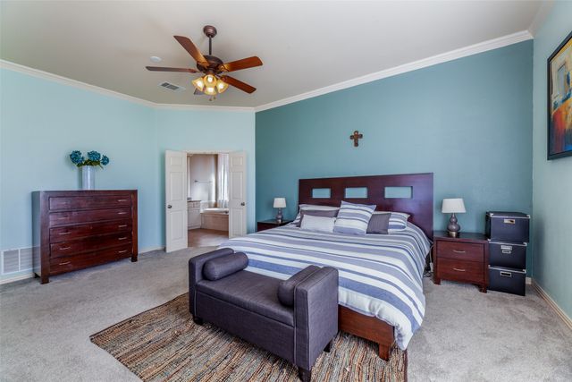 920 Fannin Drive, Lantana, TX 76226