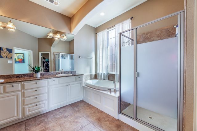 920 Fannin Drive, Lantana, TX 76226