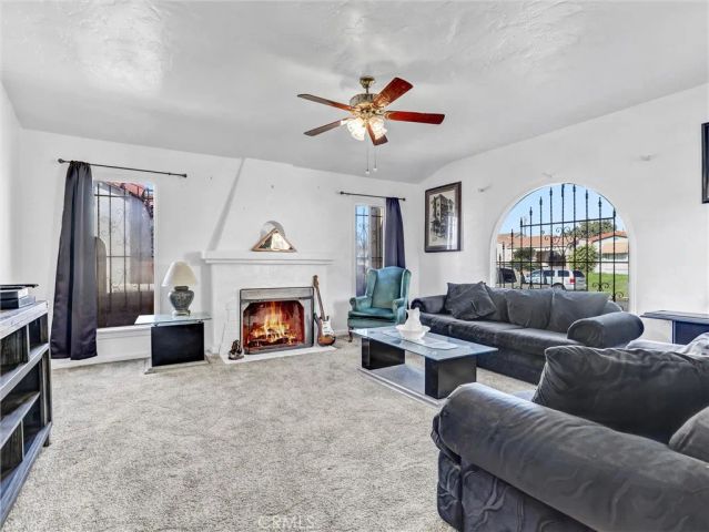 3630 W 61st, Los Angeles, CA 90043