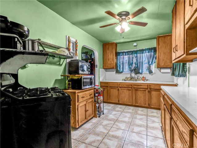 3630 W 61st, Los Angeles, CA 90043