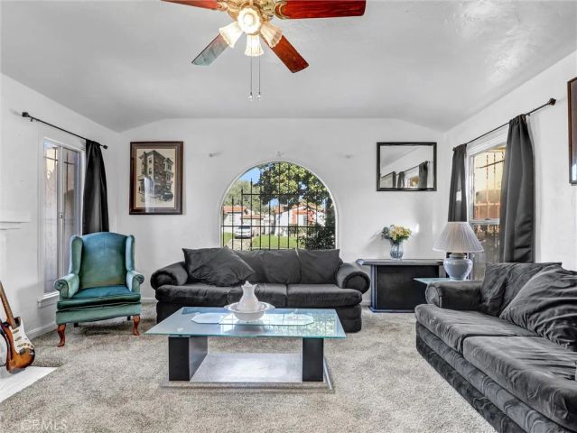 3630 W 61st, Los Angeles, CA 90043