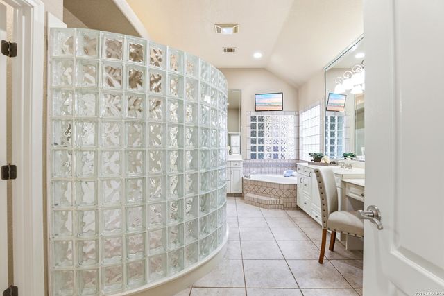 2607 Foresthaven, New Braunfels, TX 78132