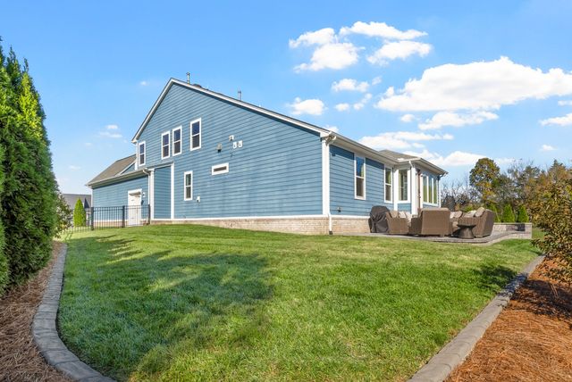 3006 Hedgelawn Dr, Lebanon, TN 37090